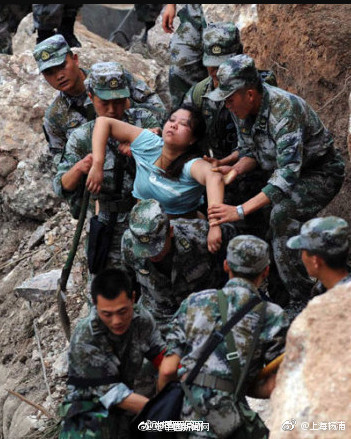 雅安大地震5周年祭奠逝去的朋友