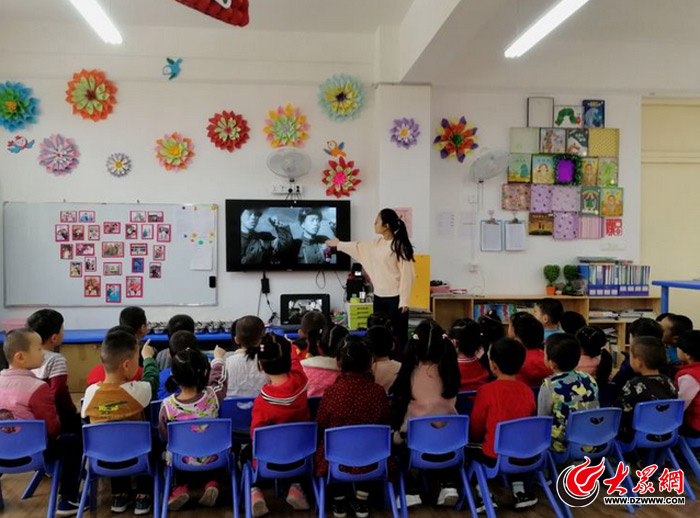 济南幼高参加五三惨案祭奠活动