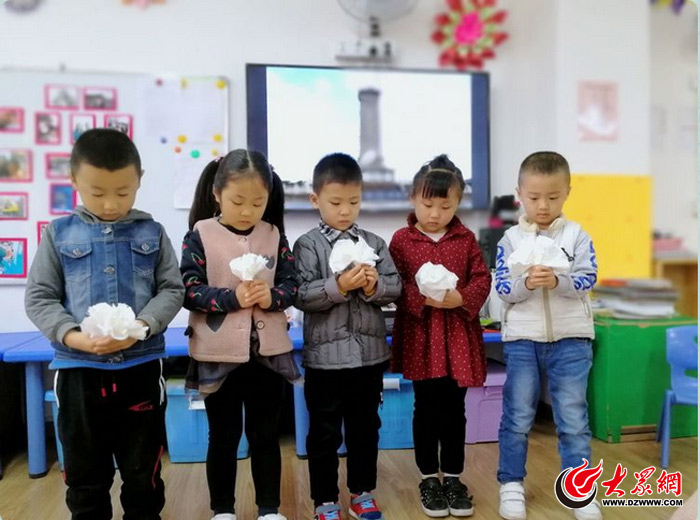 济南幼高参加五三惨案祭奠活动